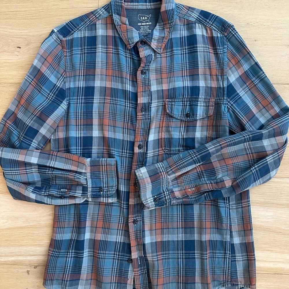 SAVE KHAKI UNITED Blue and Brown Plaid Casual Button Down Shirt